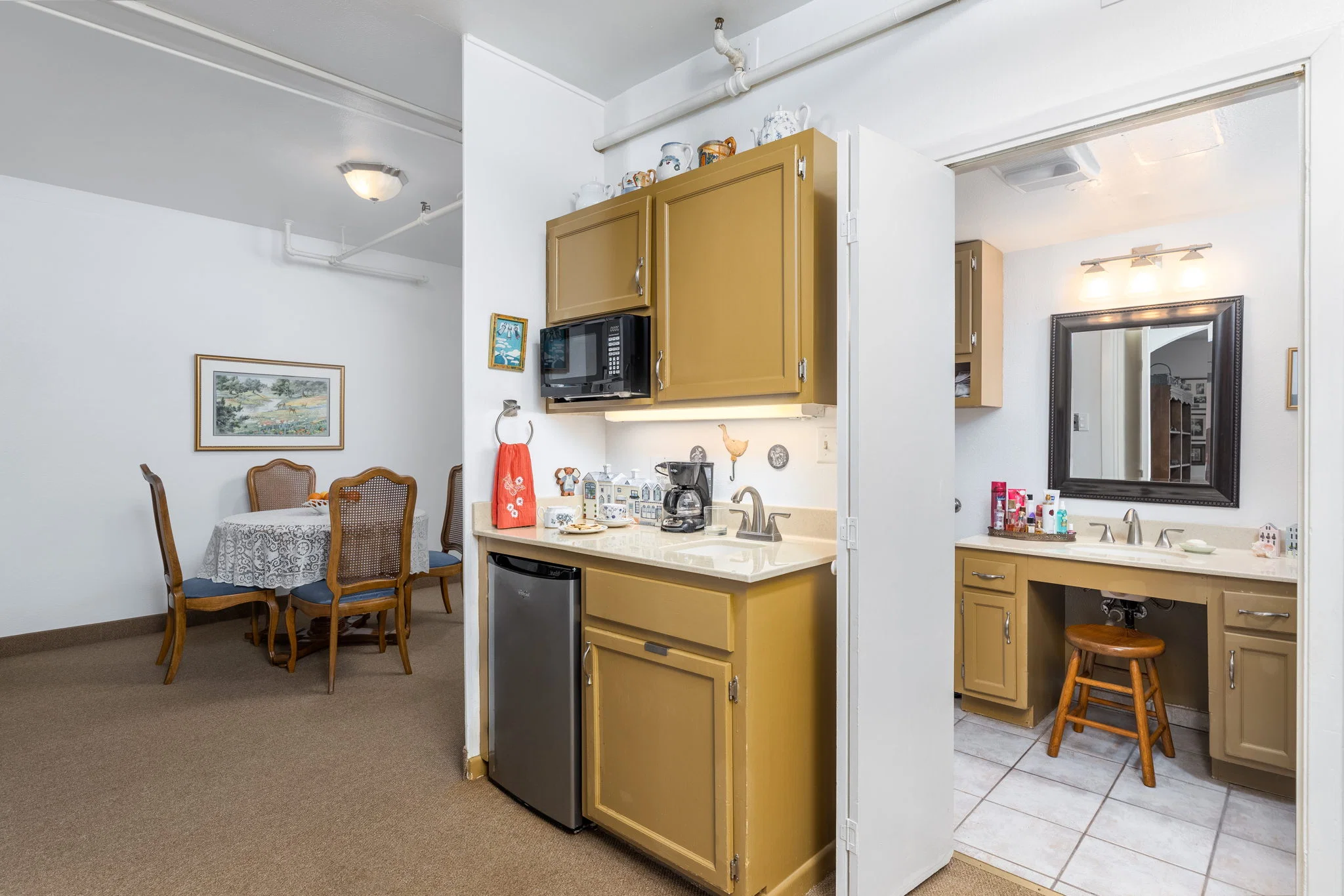 214 MARTIN ASSISTED RESIDENCE