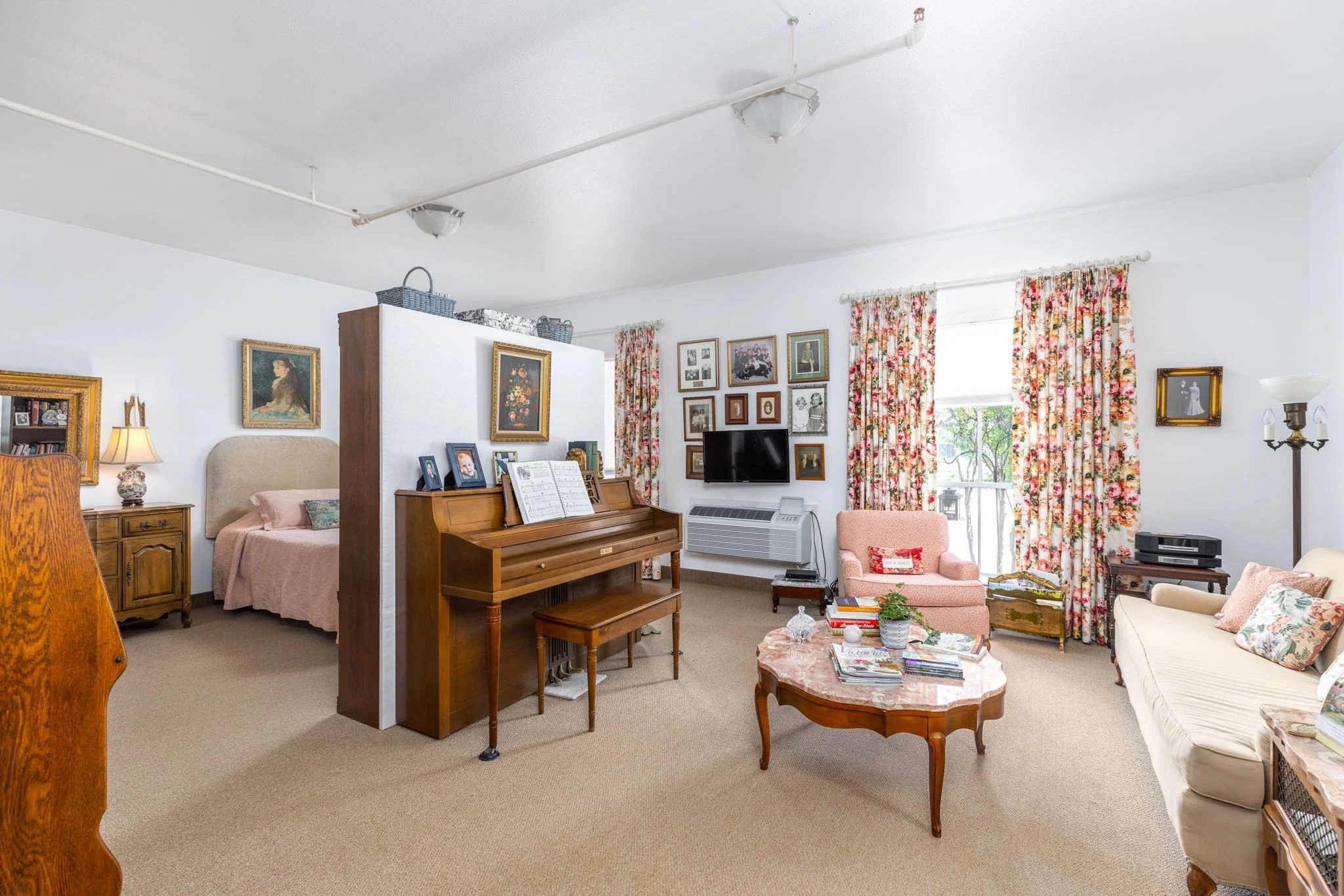 214 MARTIN ASSISTED RESIDENCE