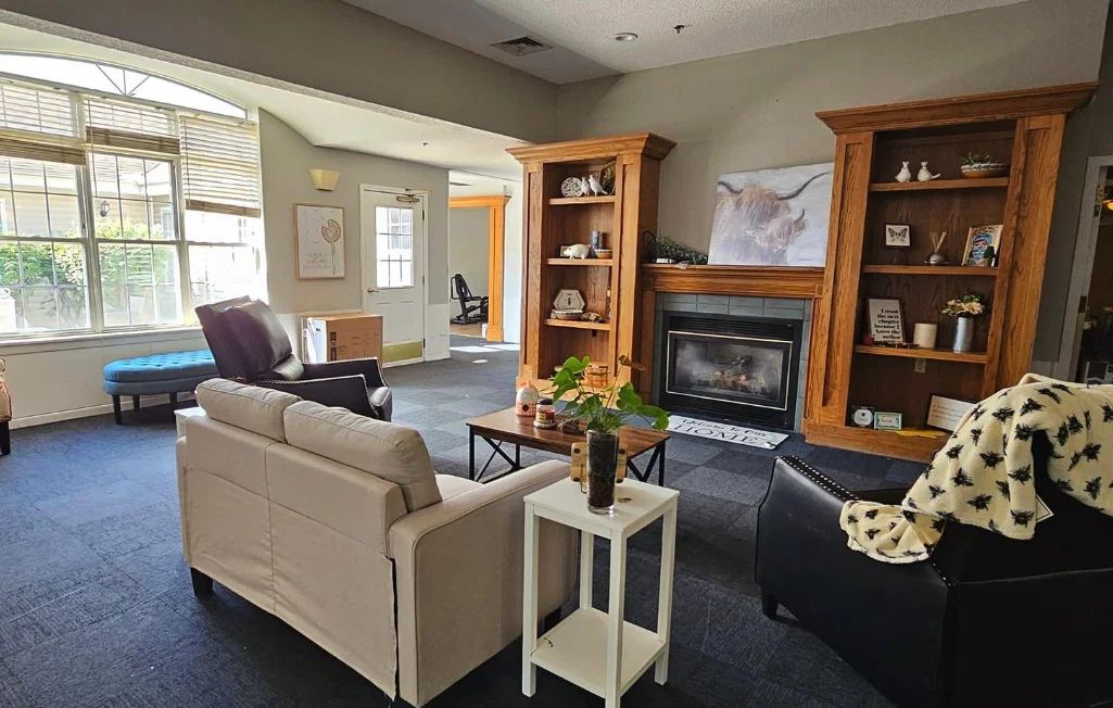 AARON'S GARDEN SENIOR LIVING & MEMORY CARE