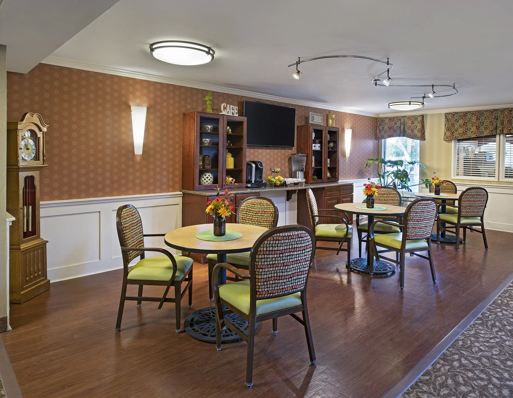 AMERICAN HOUSE CARPENTER