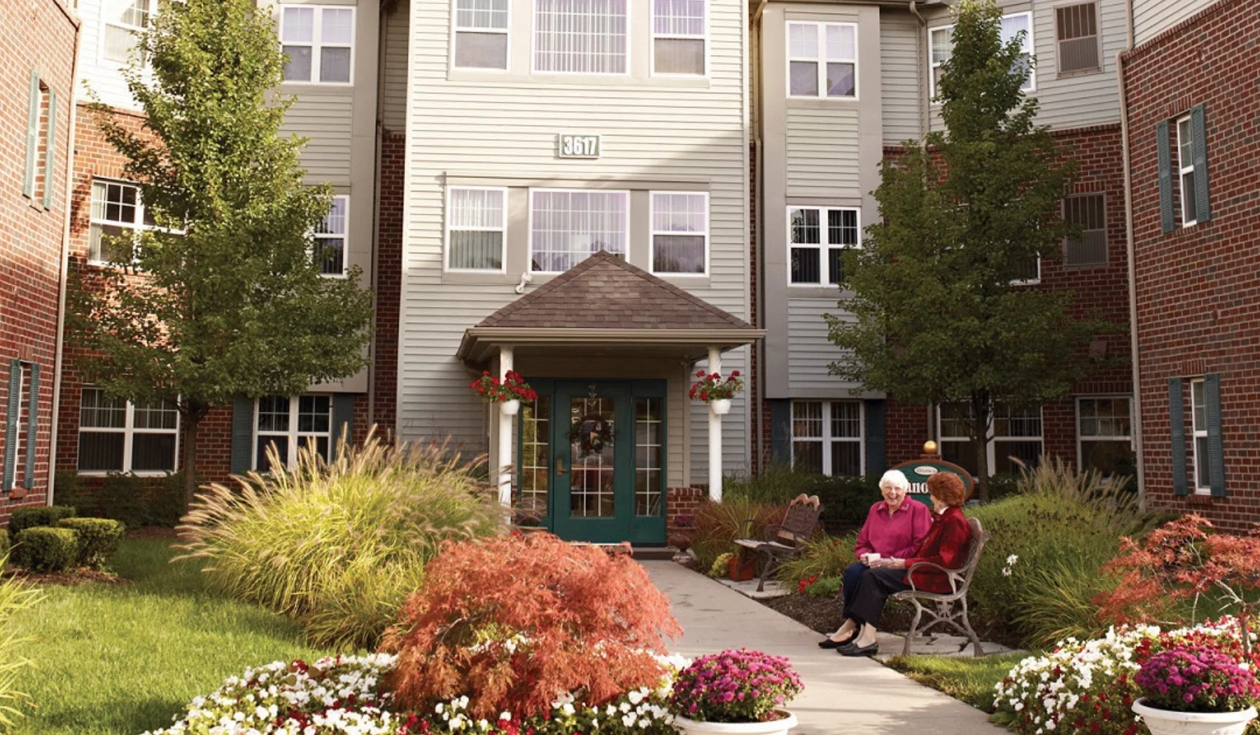 AMERICAN HOUSE THE VILLAGE