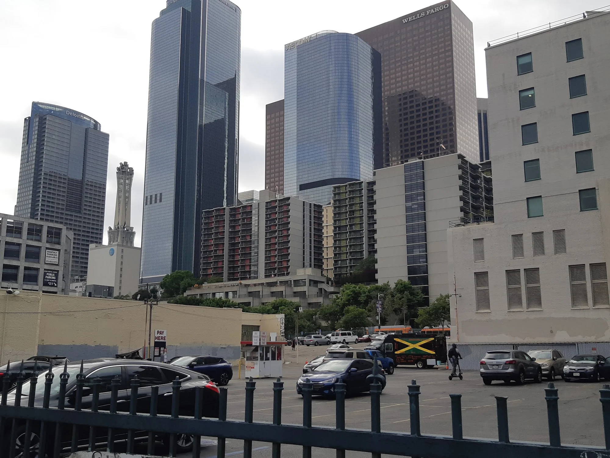 Angelus Plaza