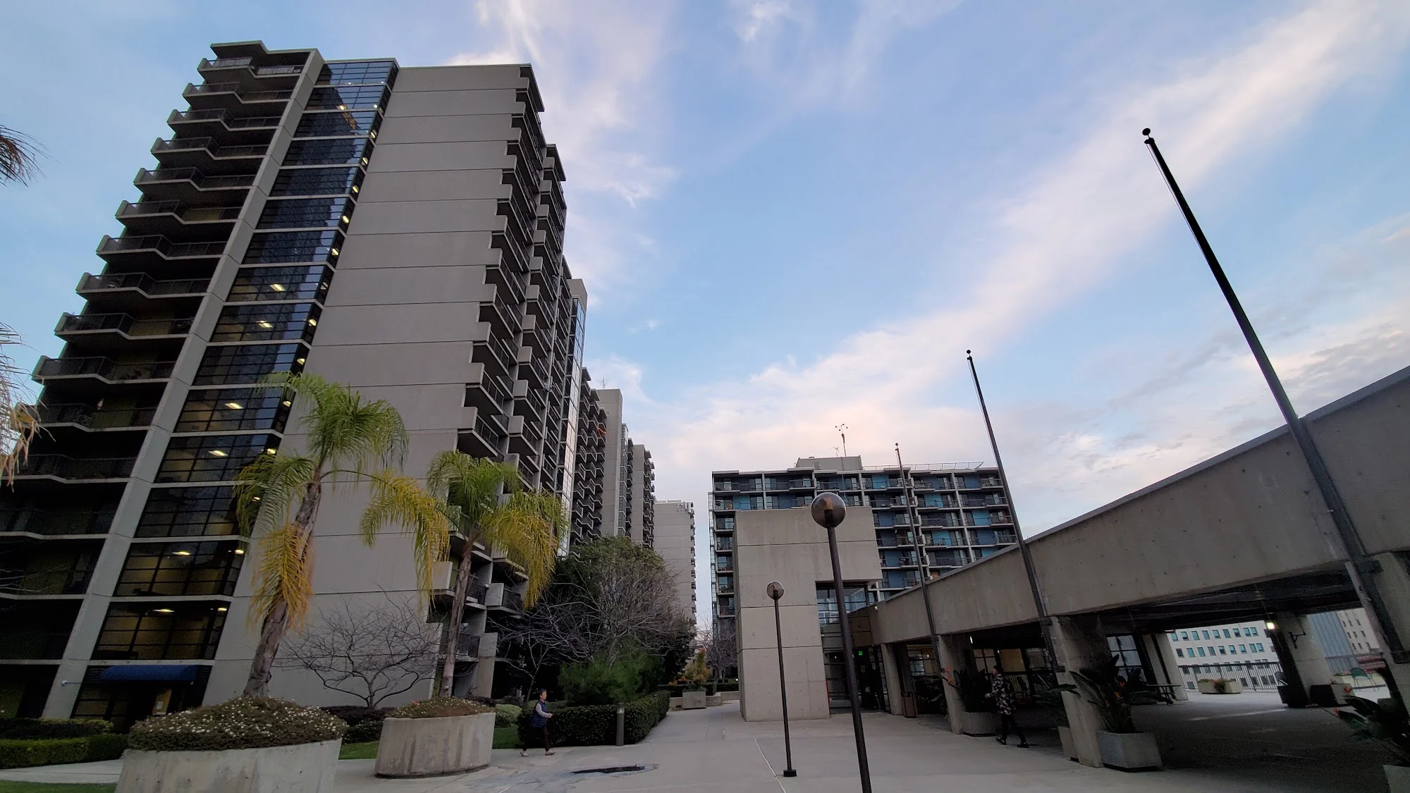 Angelus Plaza