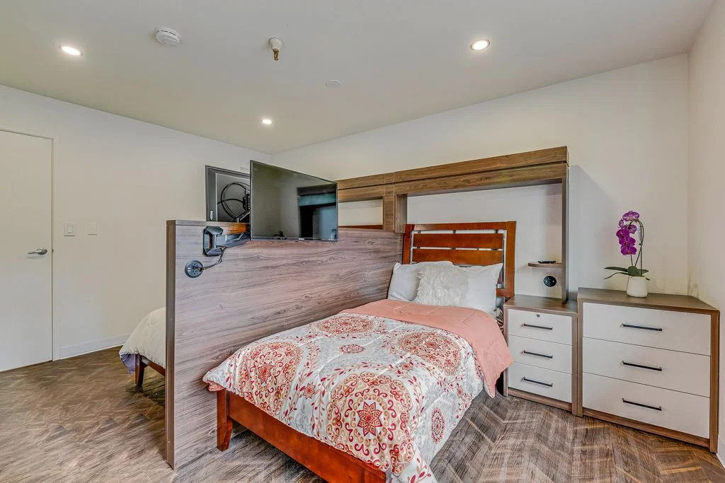APPLE RIDGE ASSISTED LIVING