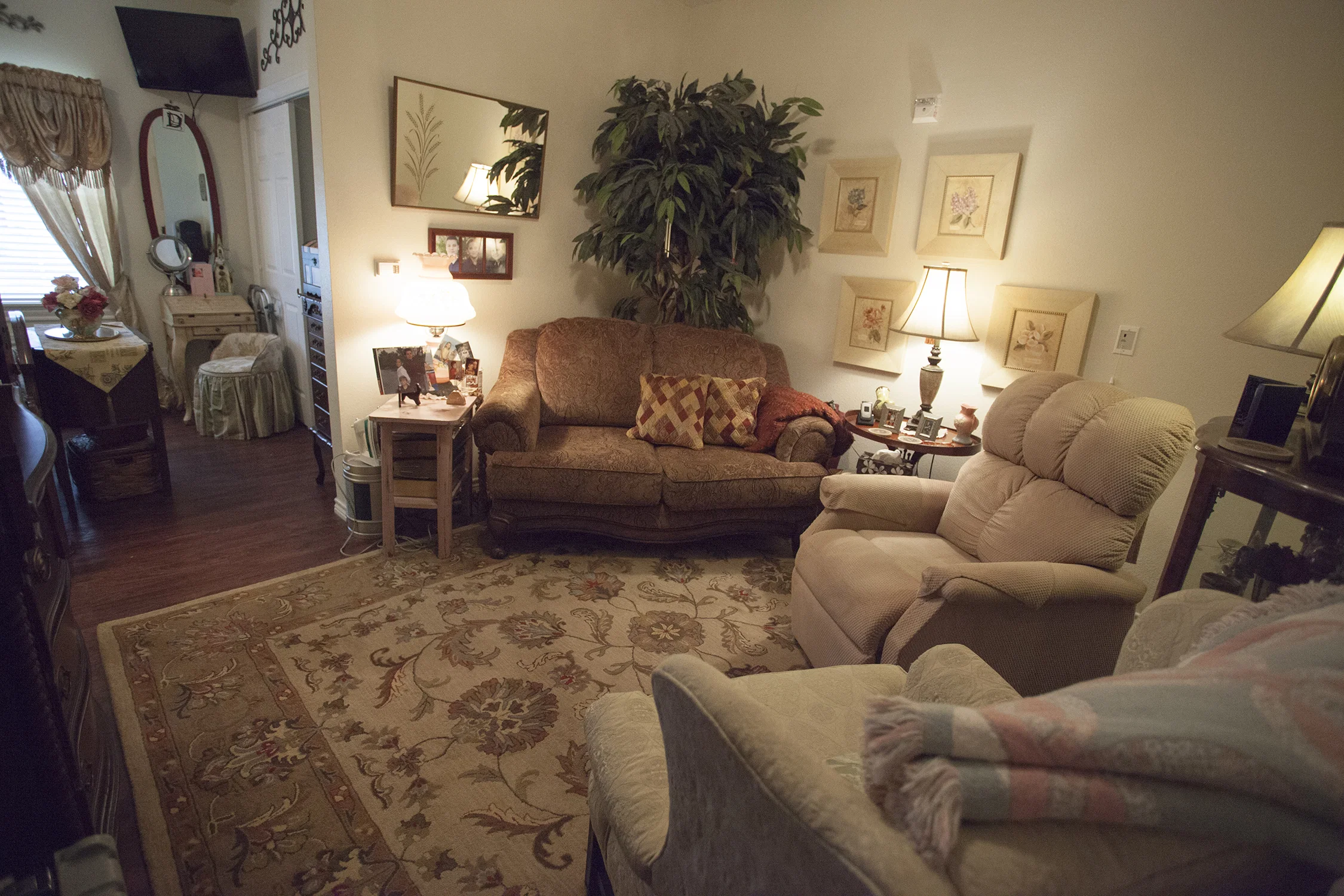 ARGENT COURT BASTROP