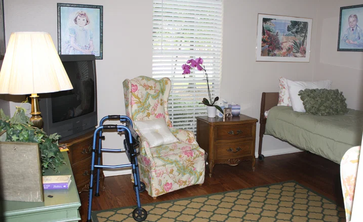 ASSISTED LIVING BY UNLIMITED CARE COTTAGES (COTTAGE 3)