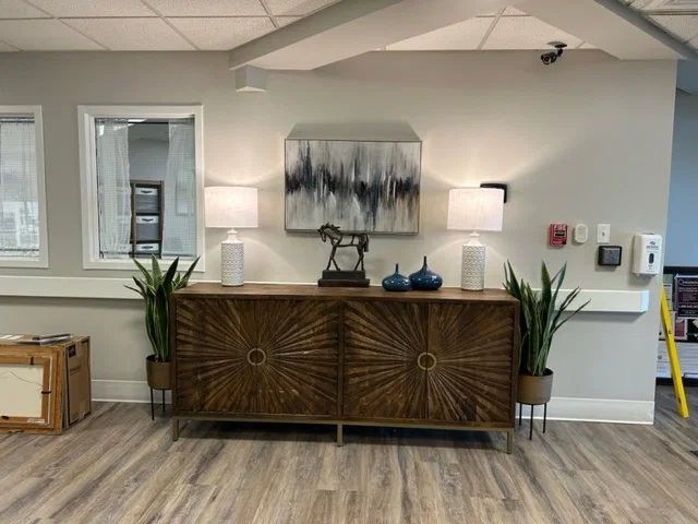AVIVA GLENDALE