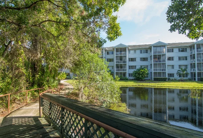 AVIVA SENIOR LIVING