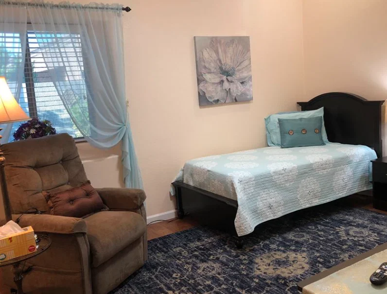 AZ LIFE ASSISTED LIVING LLC