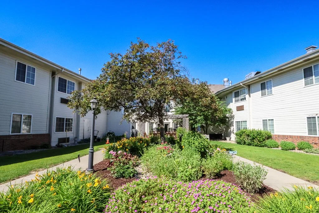 BAILEY POINTE ASSISTED LIVING AT MIRACLE HILLS
