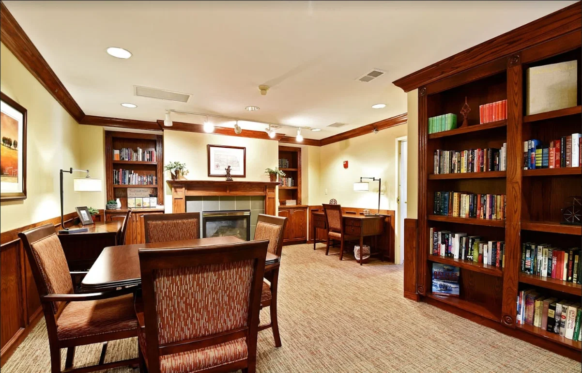 BAILEY POINTE ASSISTED LIVING AT ROXBURY PARK