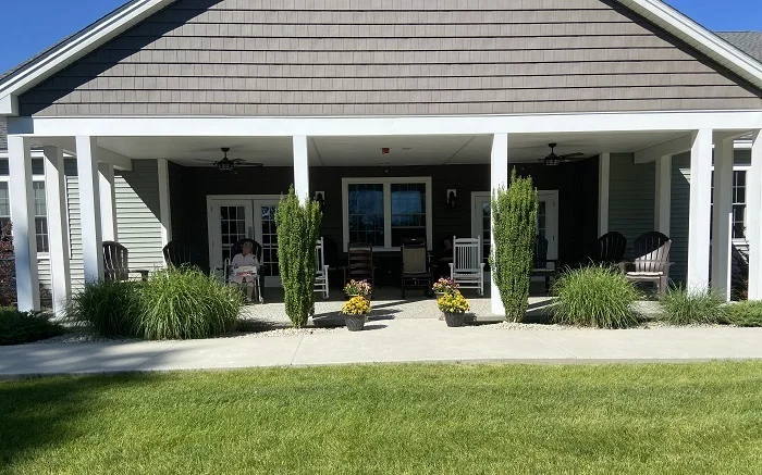 BEAVER LAKE LODGE ASSISTED LIVING