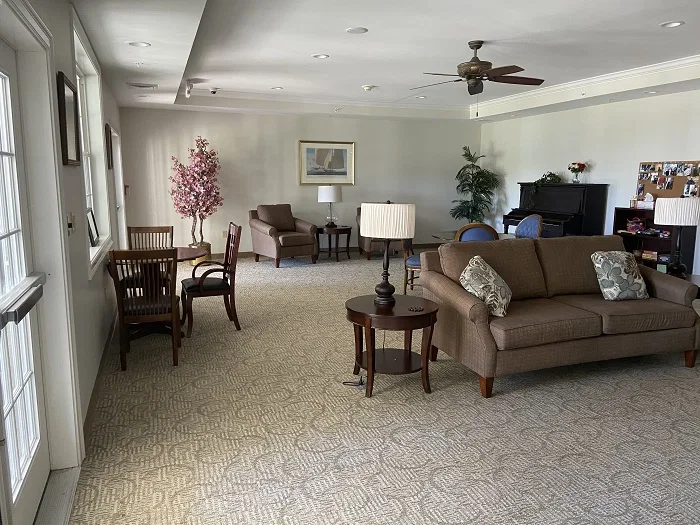 BEAVER LAKE LODGE ASSISTED LIVING