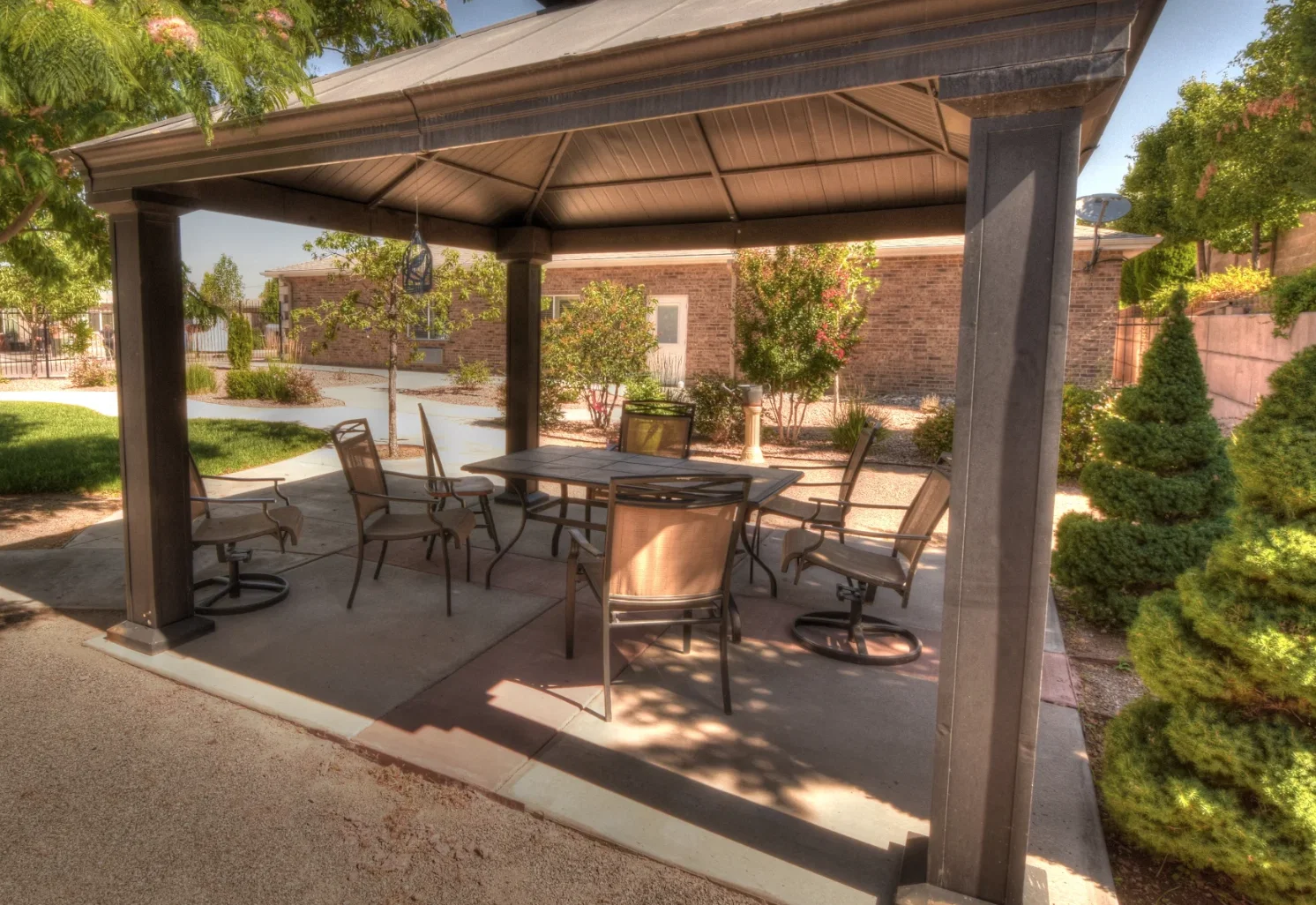 Beehive Homes of Albuquerque - Assisted Living photo