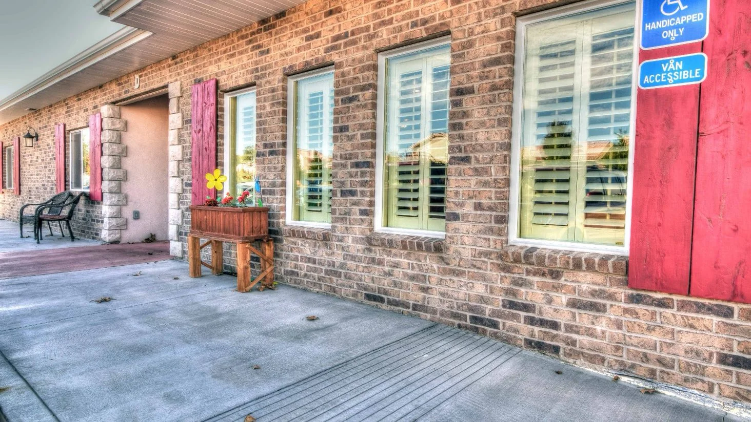 BeeHive Homes of Albuquerque NM - Assisted Living Facility