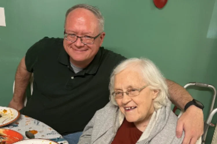 BELLA WOOD SENIOR LIVING