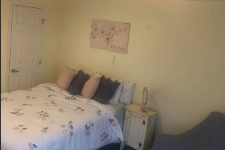BELLA WOOD SENIOR LIVING