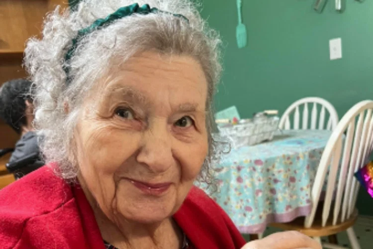 BELLA WOOD SENIOR LIVING