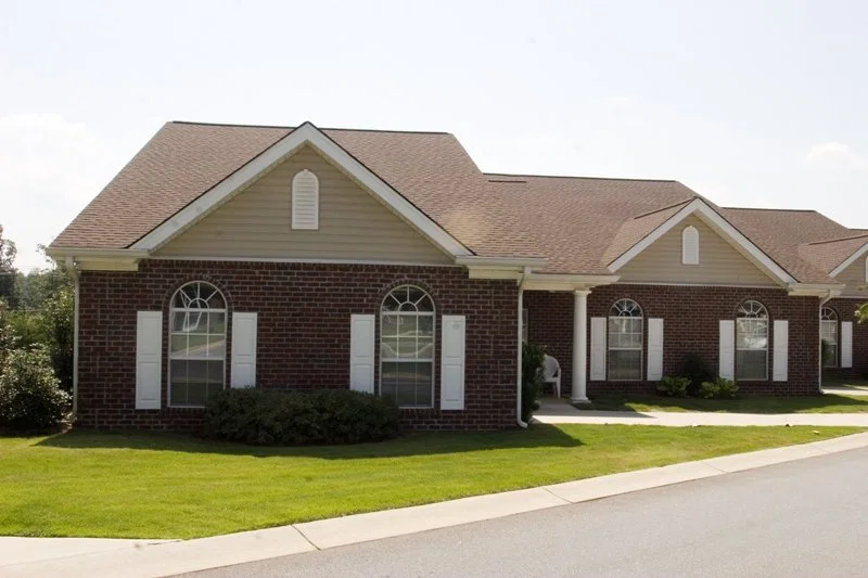 BELVEDERE COMMONS OF SENECA