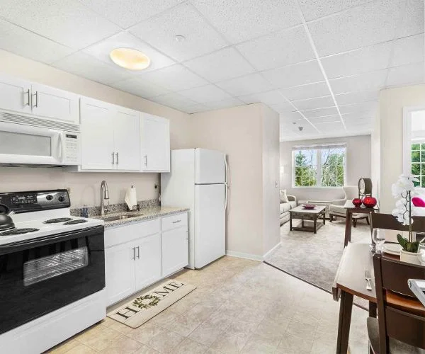 BENTLEY COMMONS AT PARAGON VILLAGE