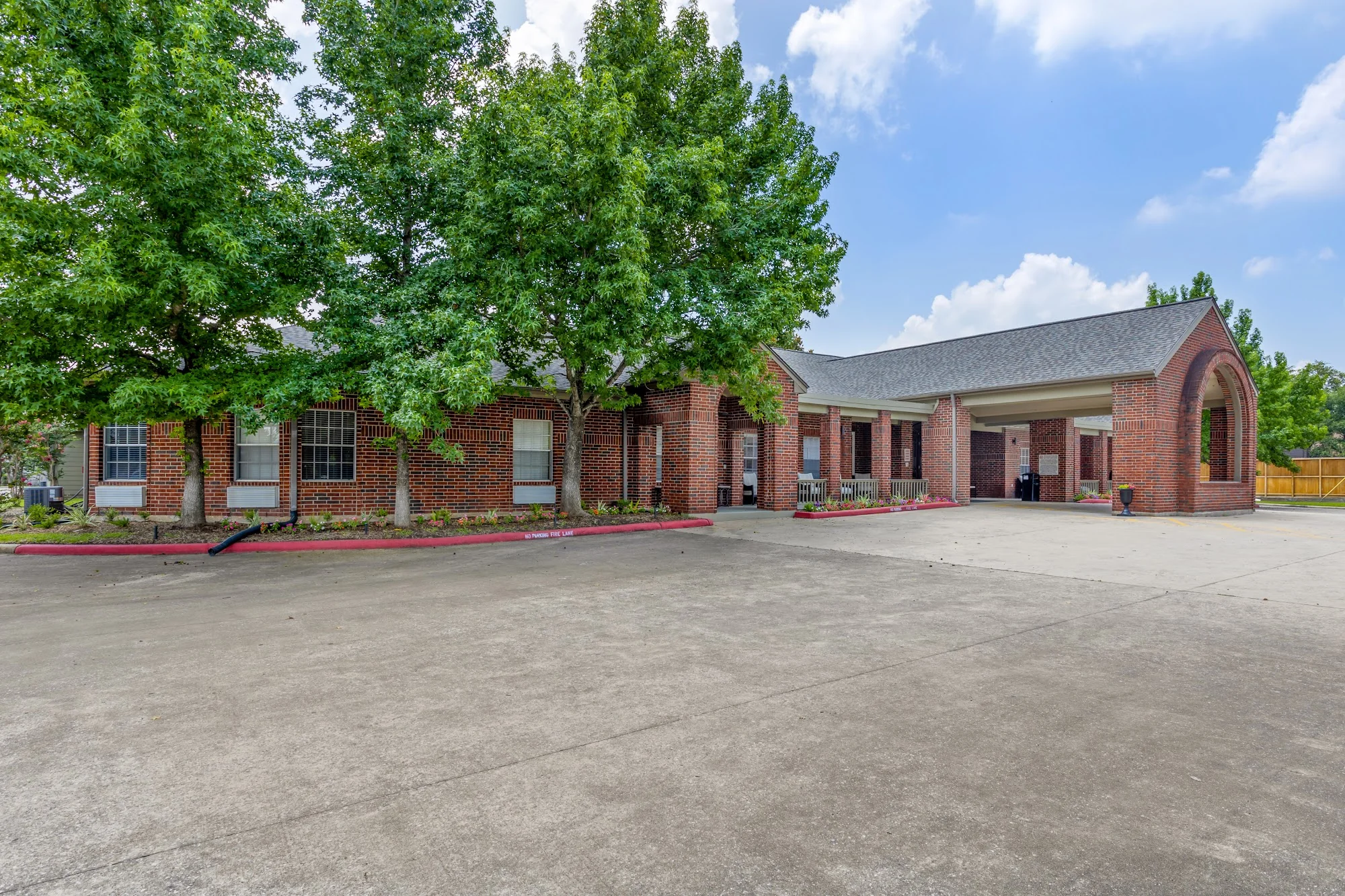 Braeswood Estates Senior Living