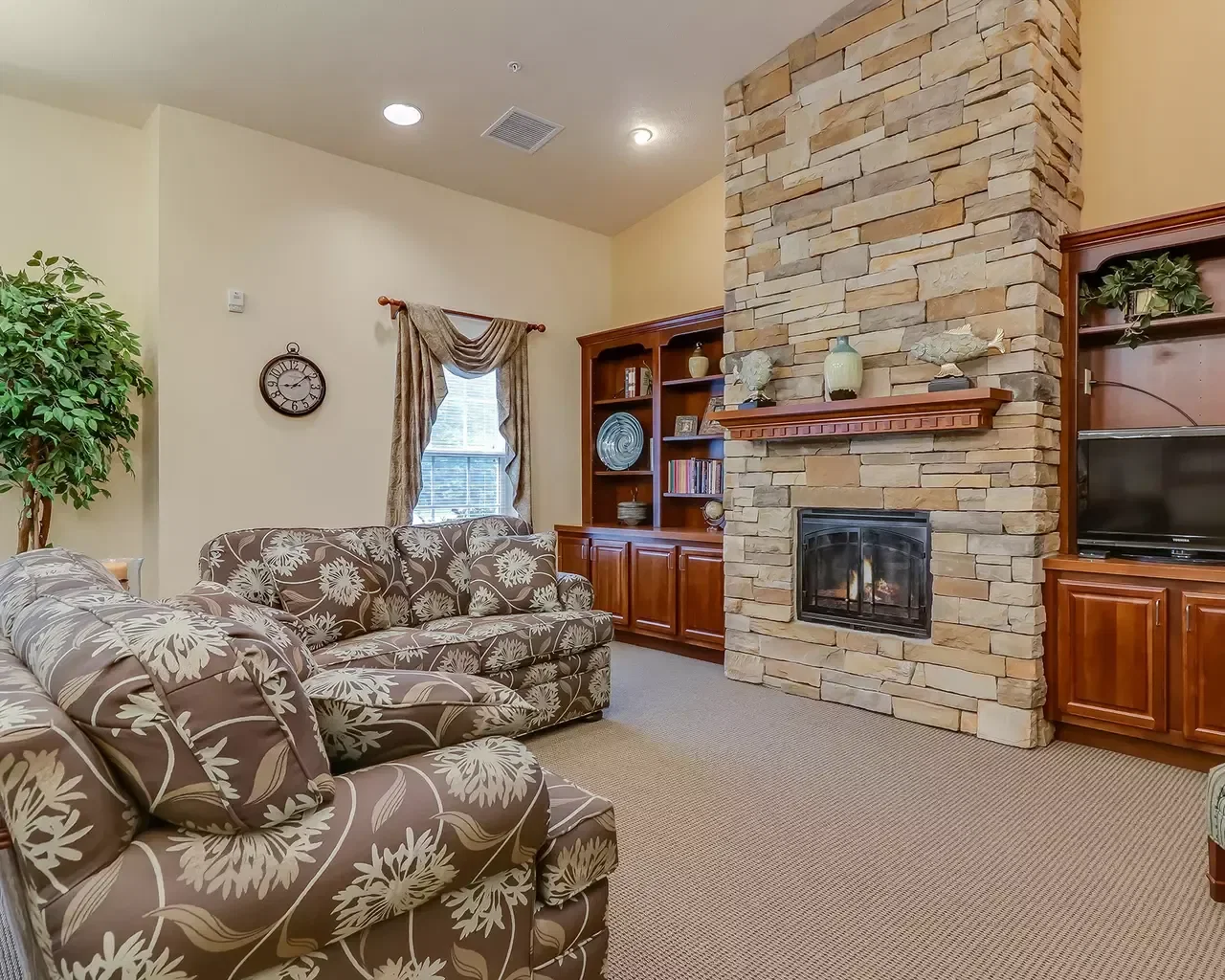 BRIARWOOD ASSISTED LIVING & MEMORY CARE