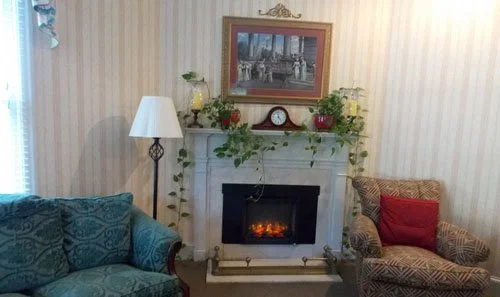 BROOKSIDE GLEN SENIOR LIVING