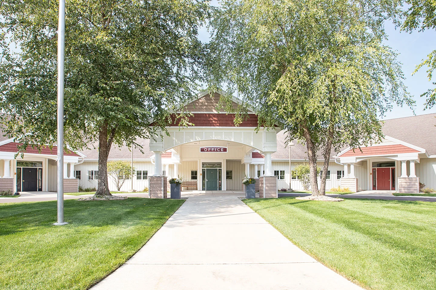 BYRON MANOR