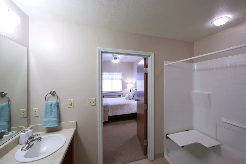 CANOE BROOK ASSISTED LIVING & MEMORY CARE