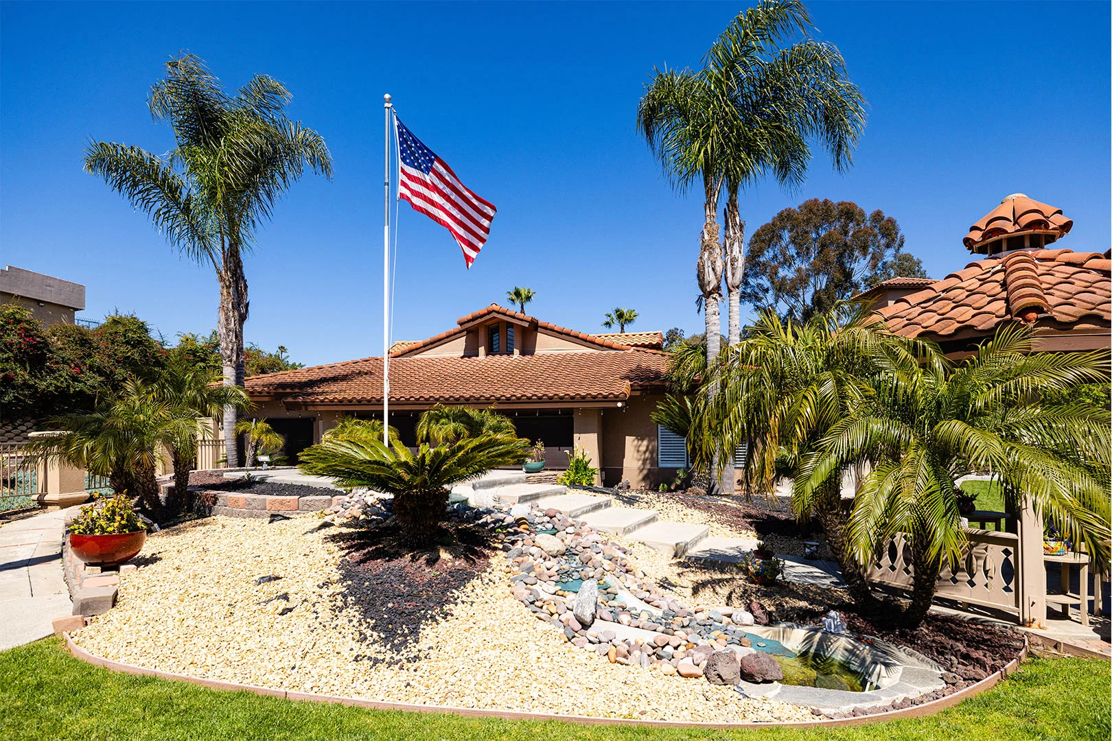CANYON VILLAS