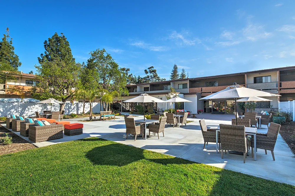CANYON TRAILS AT TOPANGA SENIOR LIVING