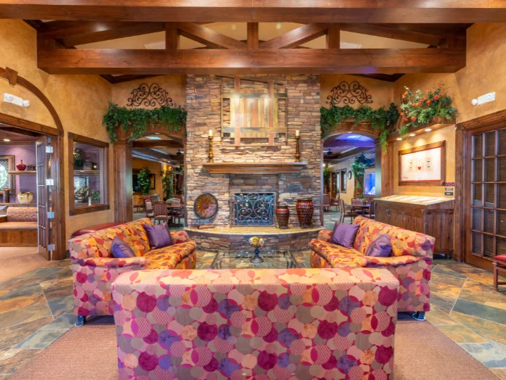 Carefree Senior Living at The Willows
