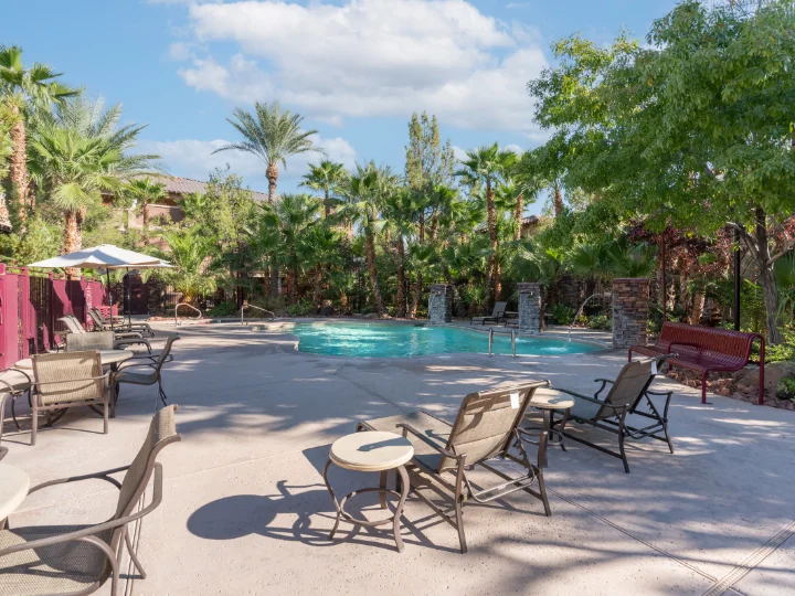 Carefree Senior Living at The Willows