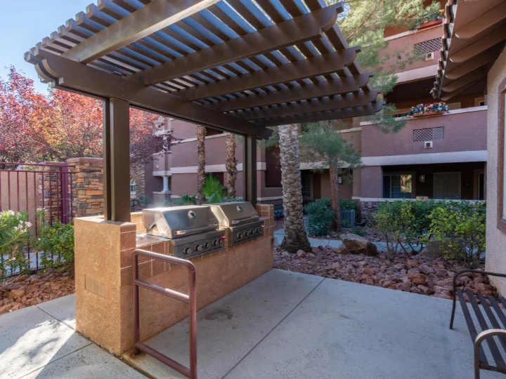 Carefree Senior Living at The Willows