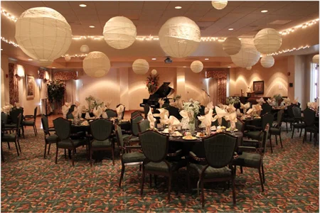 CARILLON SENIOR LIVING
