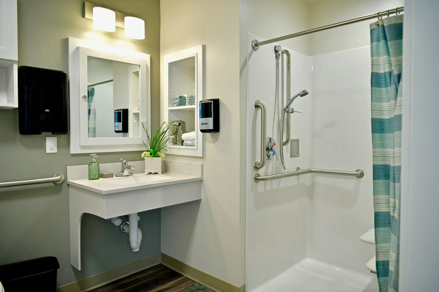 CASCADE TRAILS SENIOR LIVING
