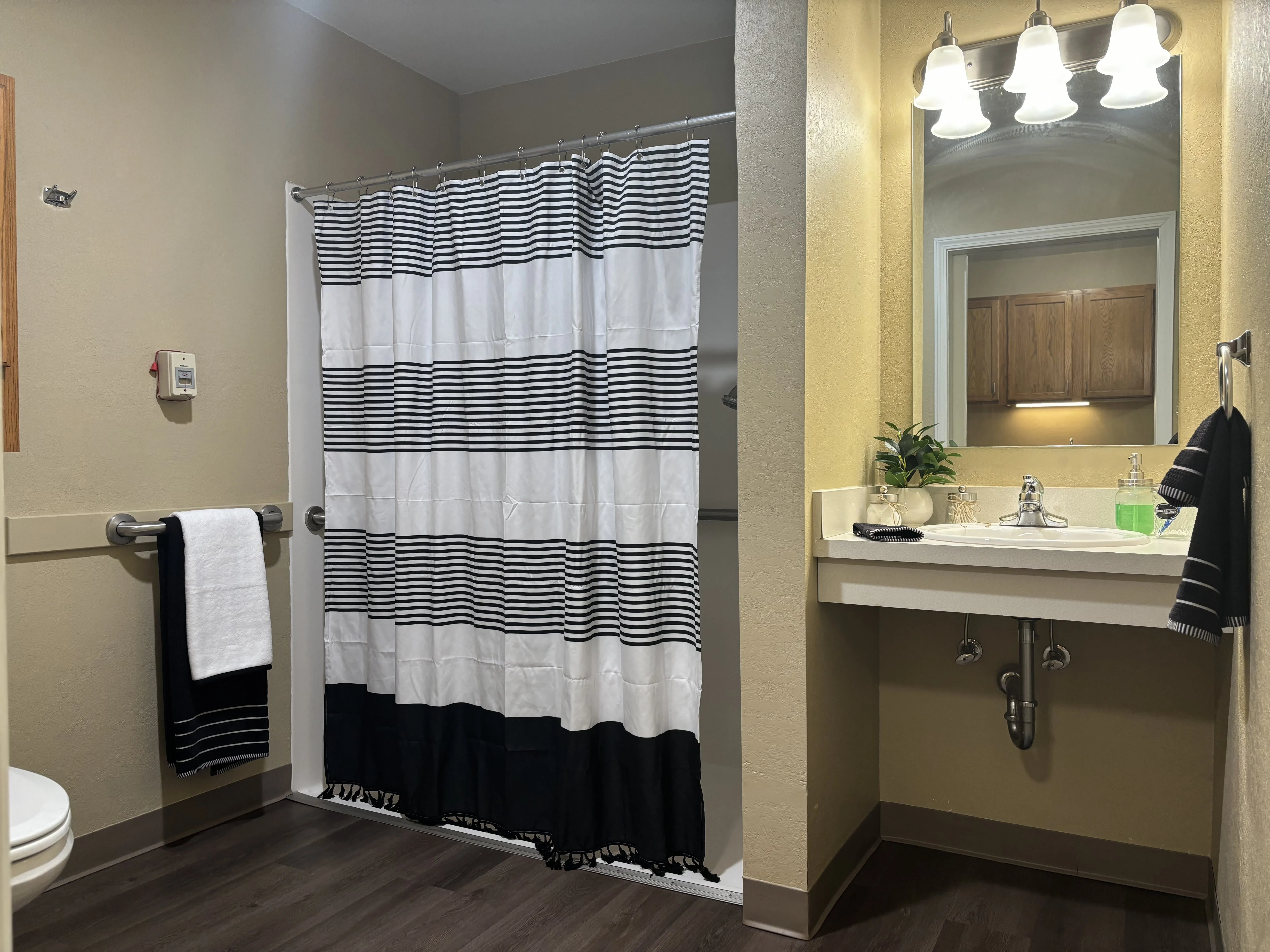 Cedar Creek of Bloomington Assisted Living