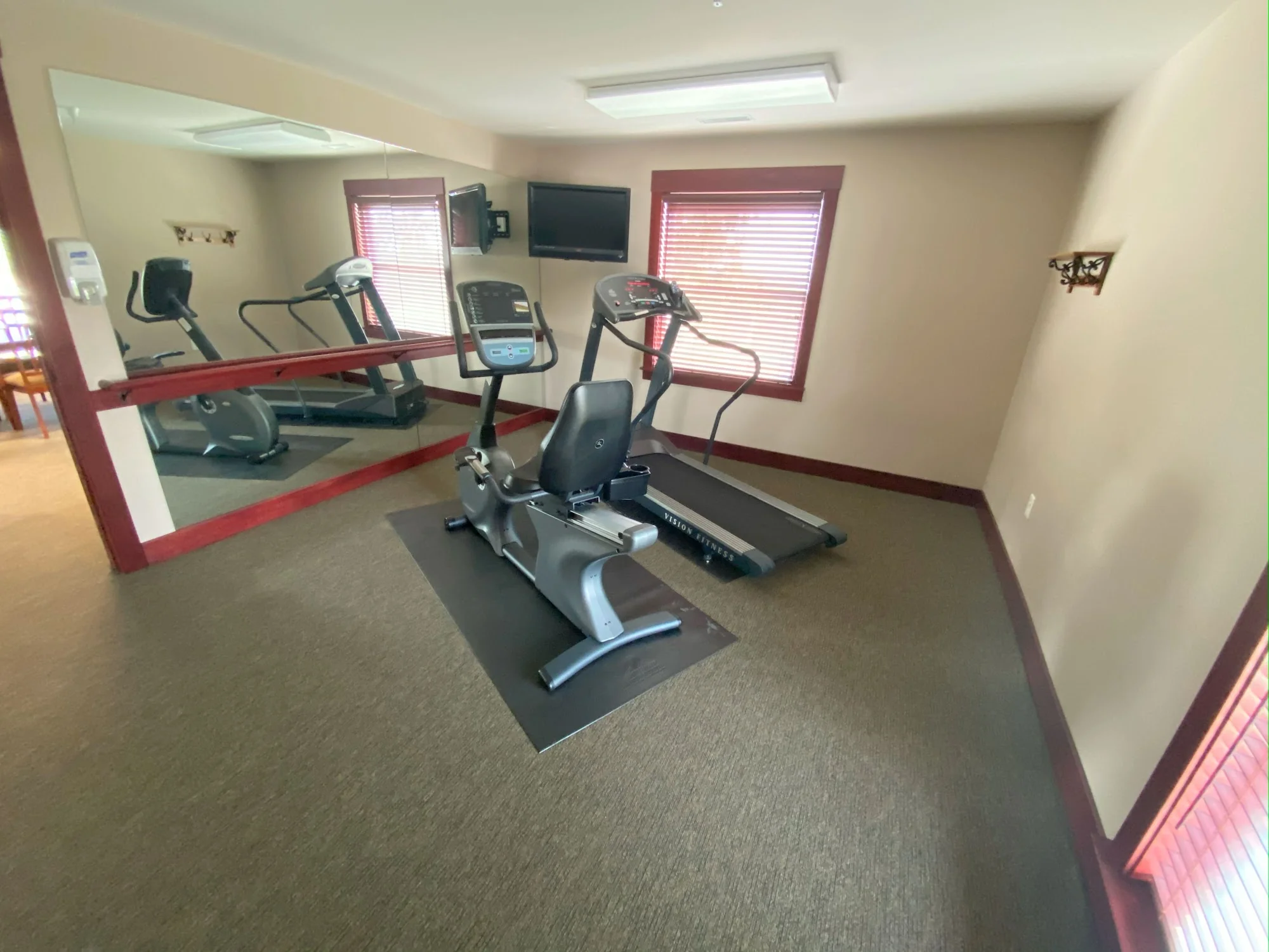 Cedar Crest Apartments
