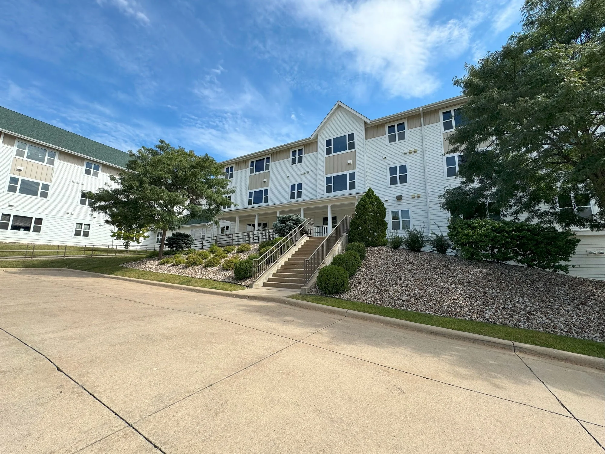 Cedar Crest Apartments