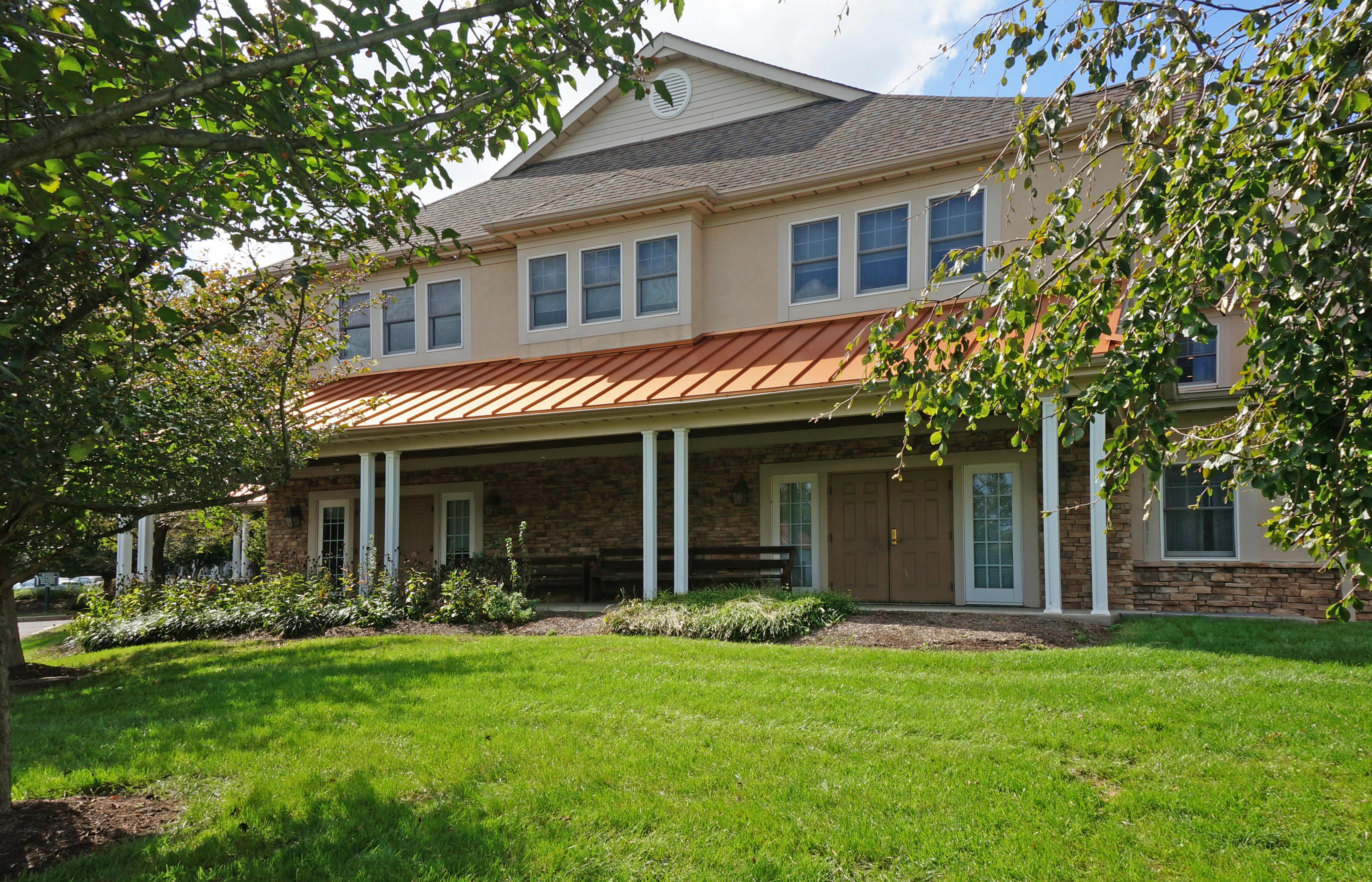 CHANDLER HALL