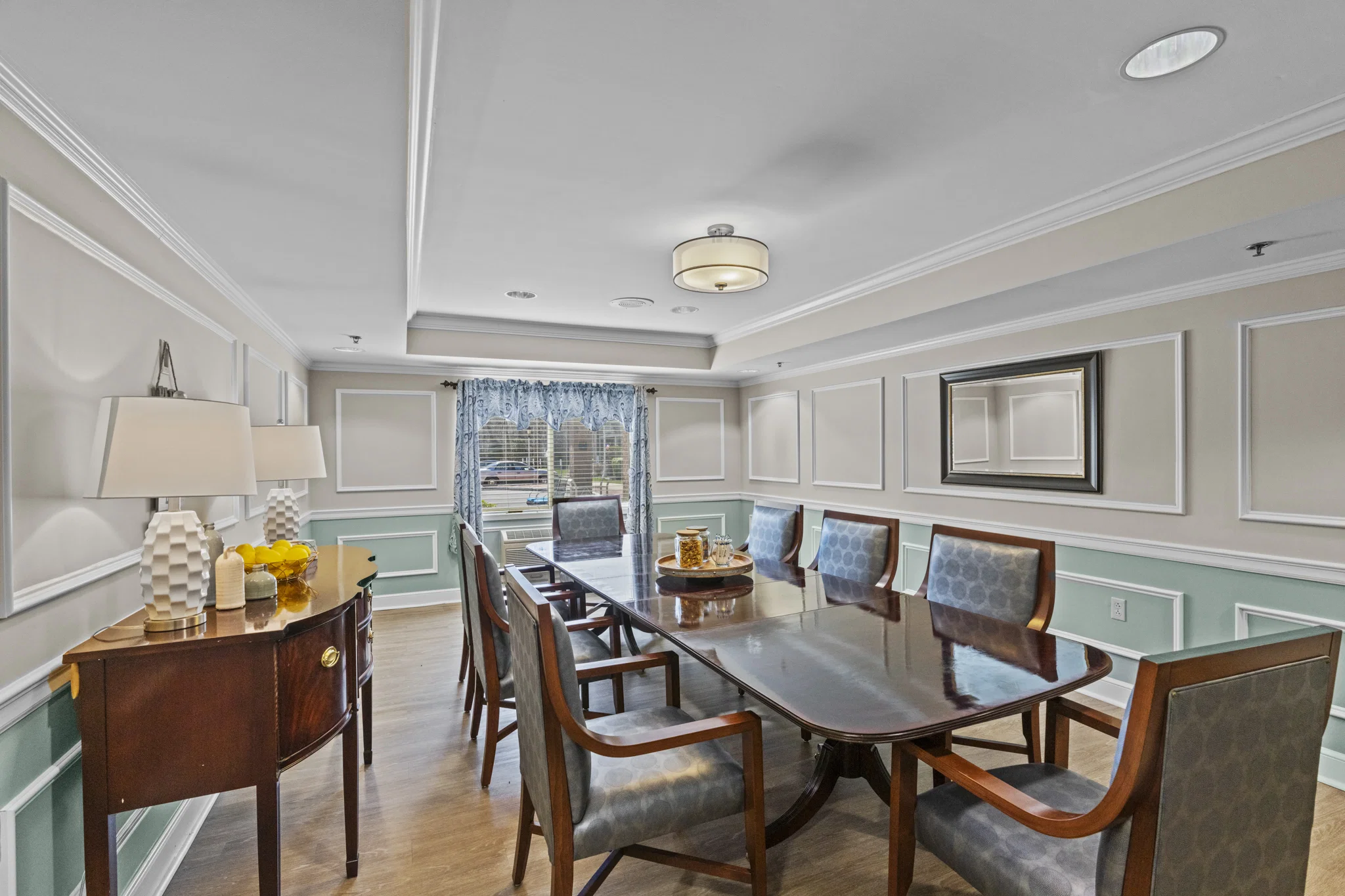 CHAPEL HILL SENIOR LIVING