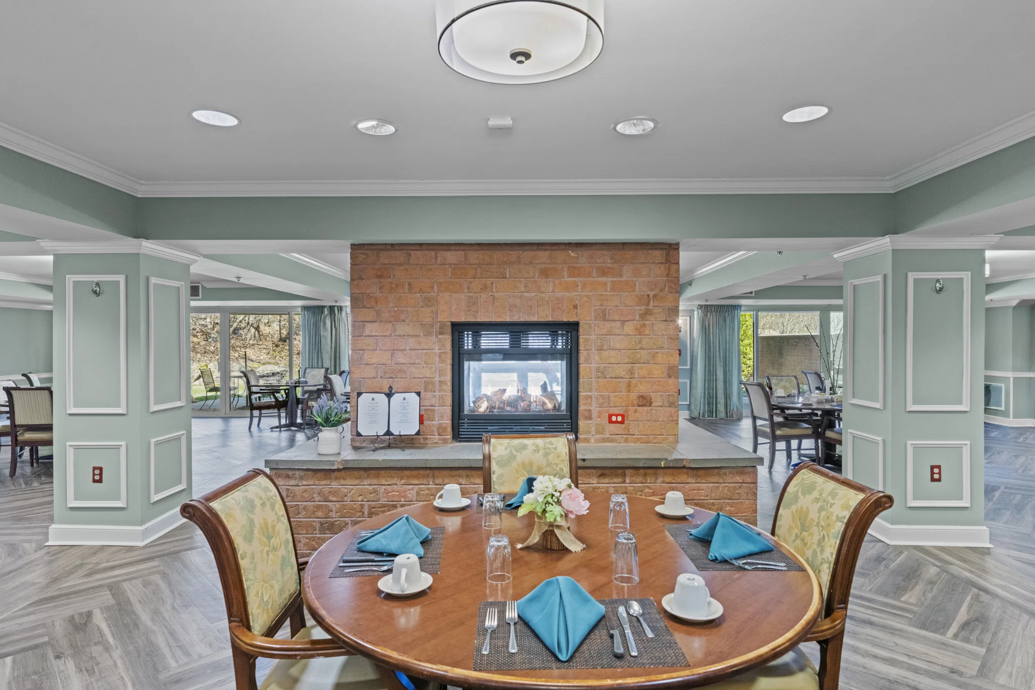 CHAPEL HILL SENIOR LIVING
