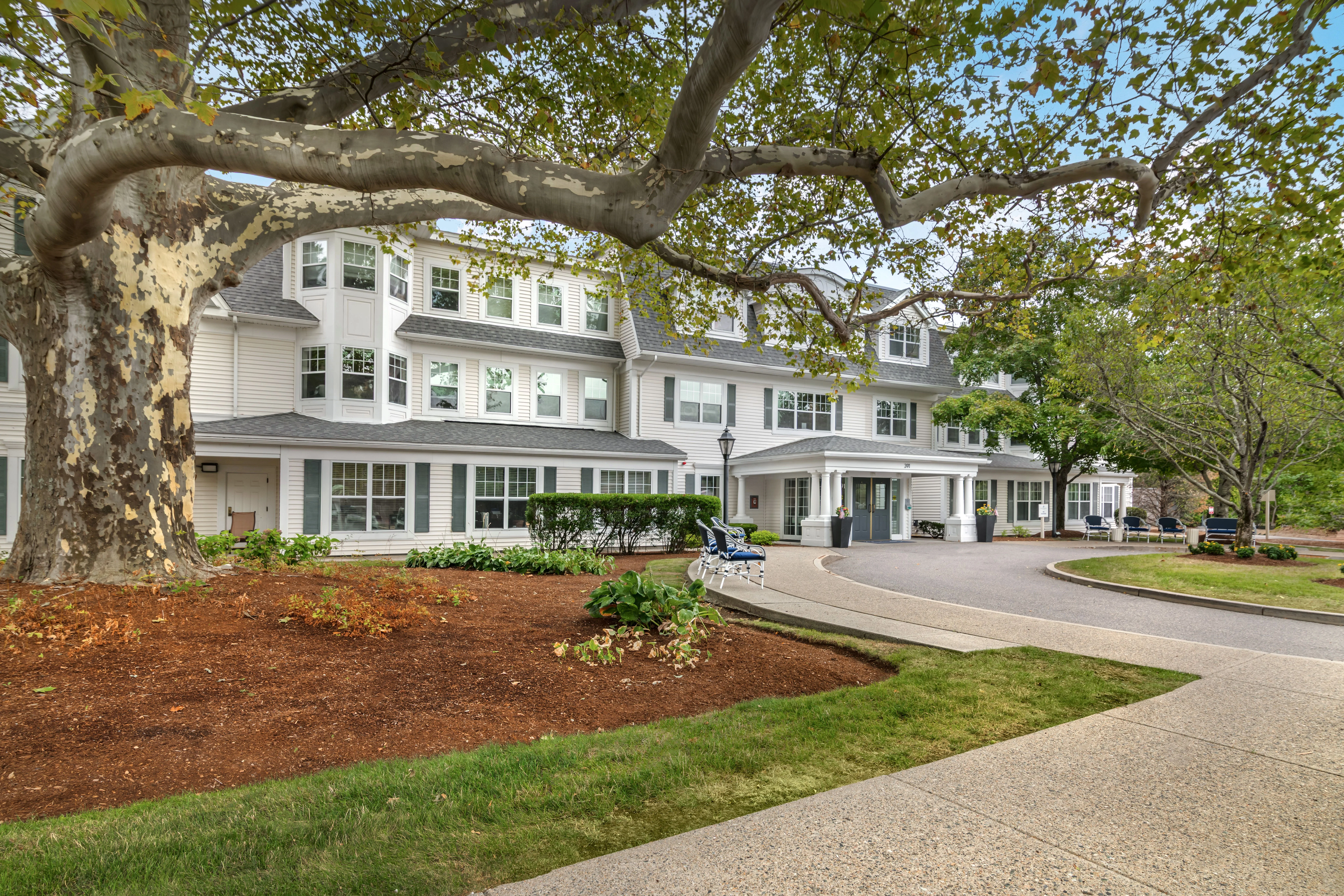 Charter Senior Living of Dedham - Assisted Living photo