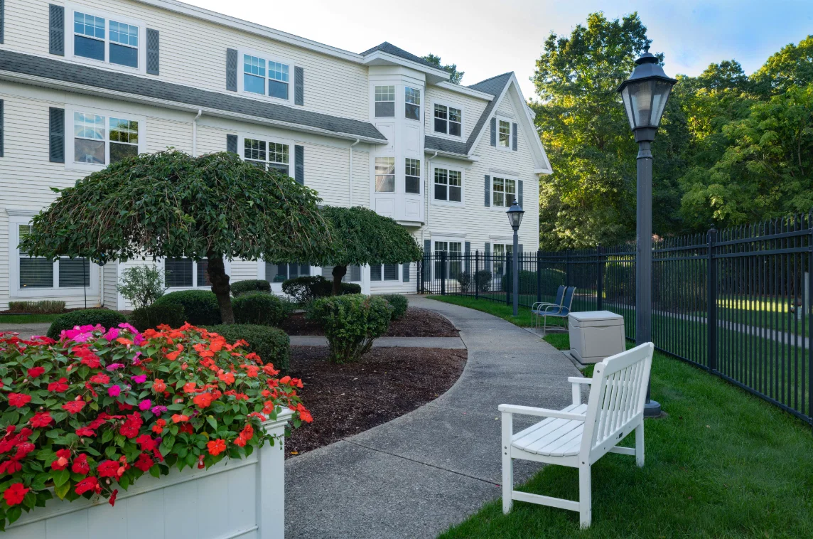 CHARTER SENIOR LIVING OF DEDHAM
