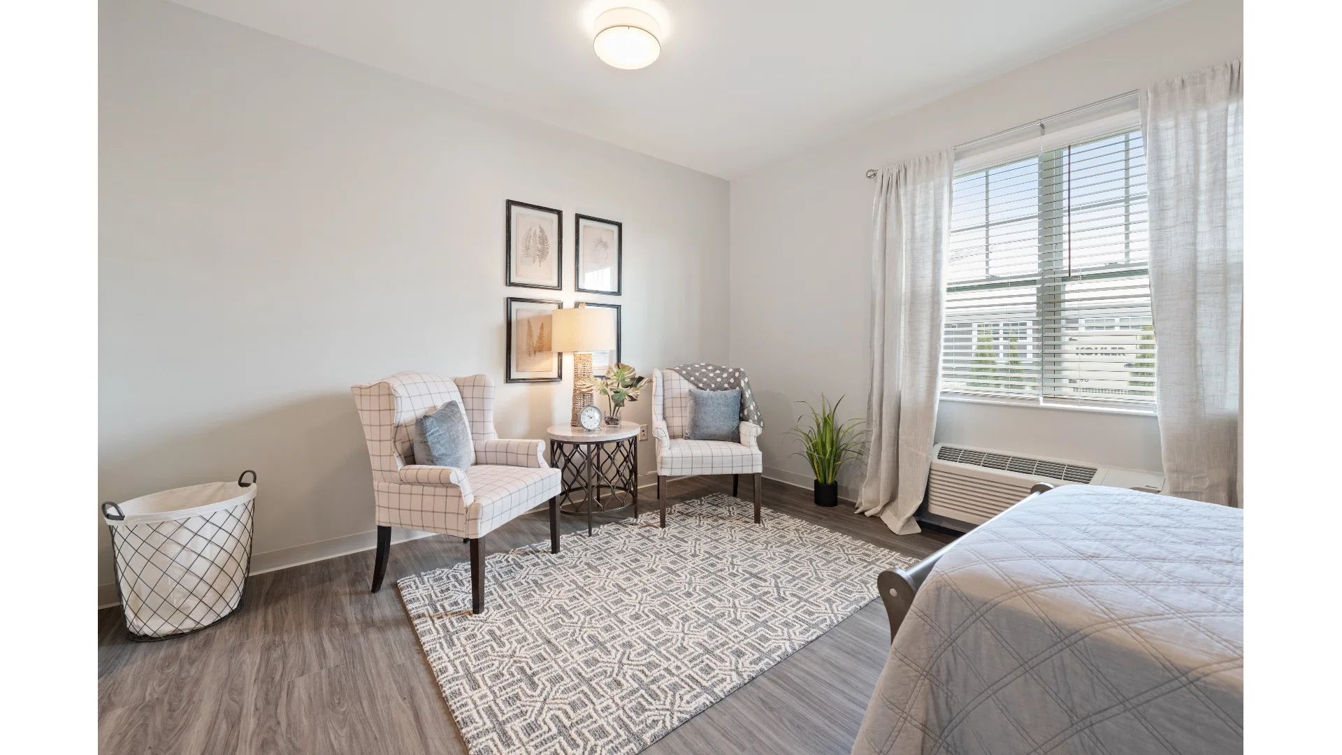 CHARTER SENIOR LIVING OF HOPKINSVILLE