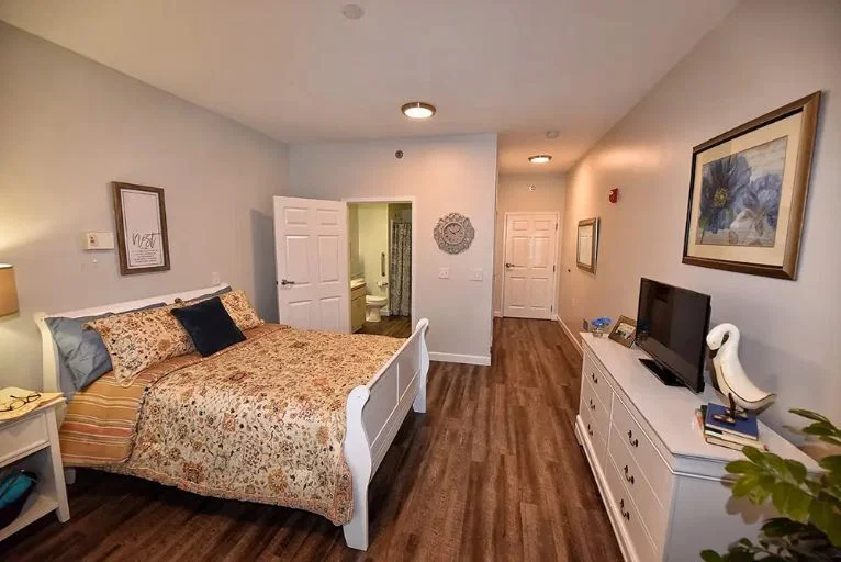 CHARTER SENIOR LIVING OF STEPPING STONE FALLS