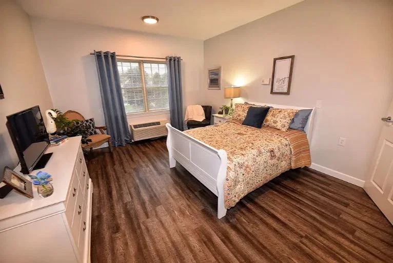 CHARTER SENIOR LIVING OF STEPPING STONE FALLS