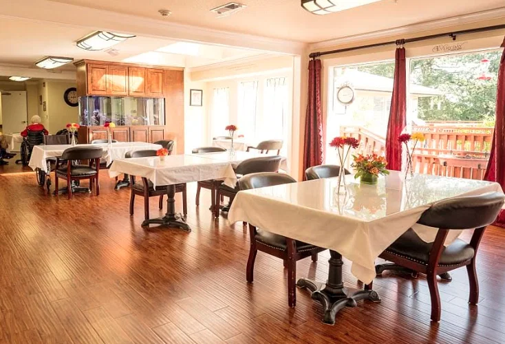 CLACKAMAS HEIGHTS SENIOR LIVING