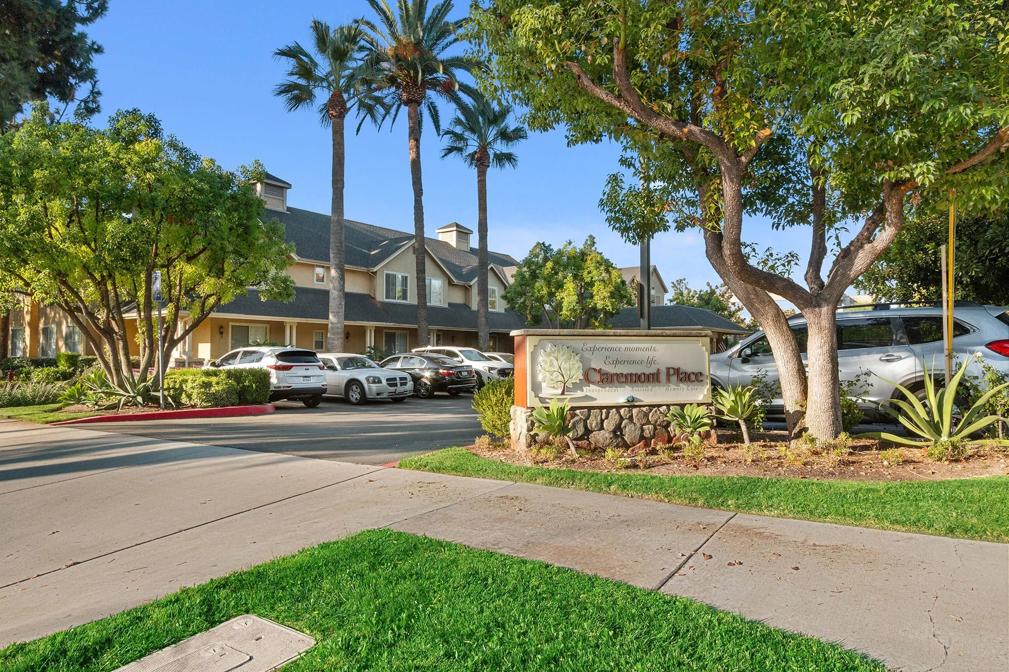 CLAREMONT PLACE SENIOR LIVING