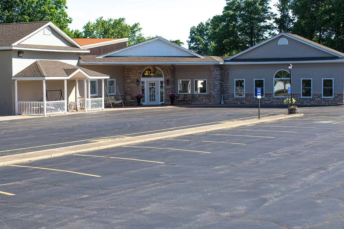 CLEARVIEW LANTERN SUITES | KEYSTONE SENIOR
